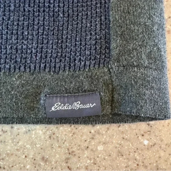Eddie Bauer Vintage Men's Quarter Zip Pullover Size Small - Picture 2 of 7